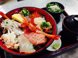海鮮丼